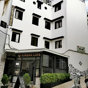 Cine House Marokko